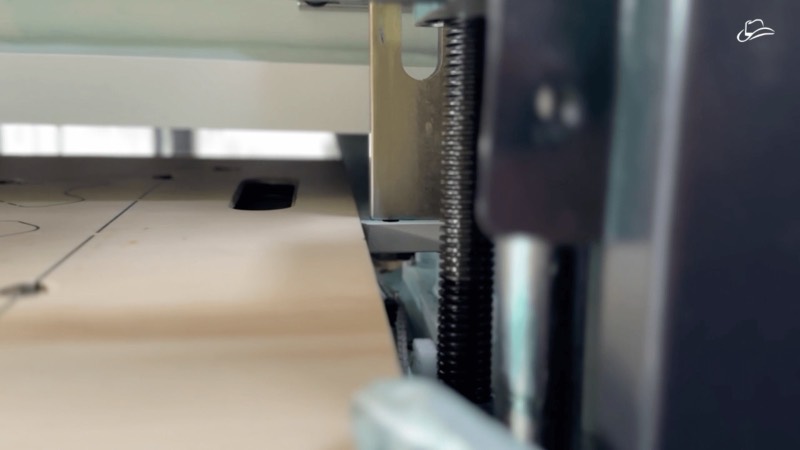 Rapid cutting and precision.